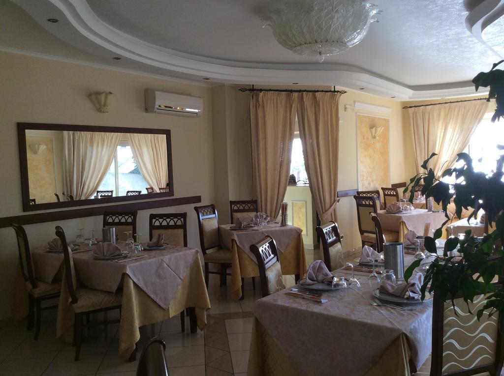 Cridda Hotel & Restaurant ジッツェリーア エクステリア 写真